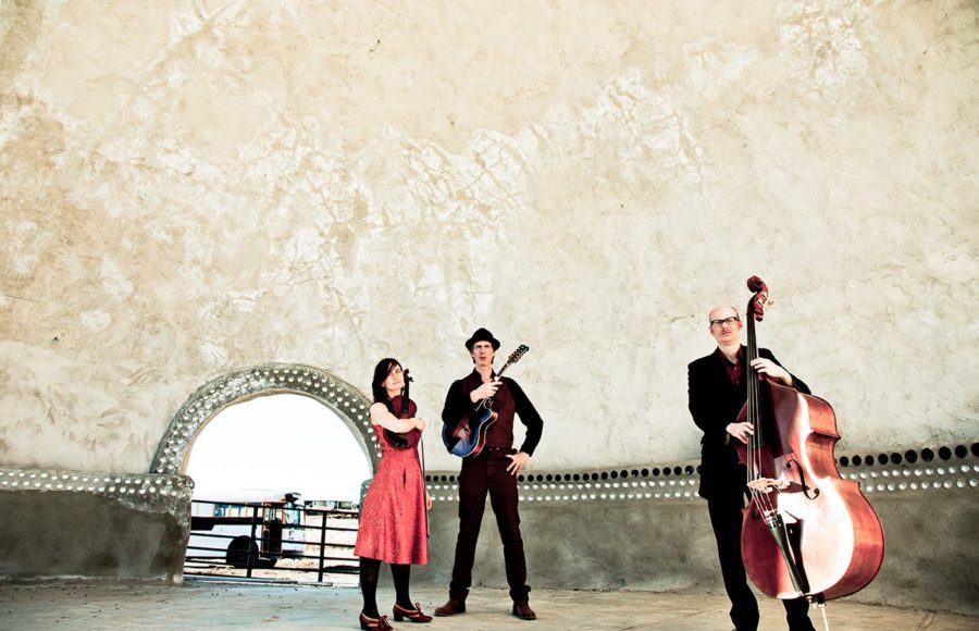 SONG PREMIERE: Taarka Deliver Feisty Bluegrass Instrumental “Finn McCool Crosses The Rocky Mountains”