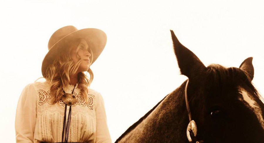 SONG PREMIERE: Kate Grom Shares Country-Tinged “Whiskey Eyes”