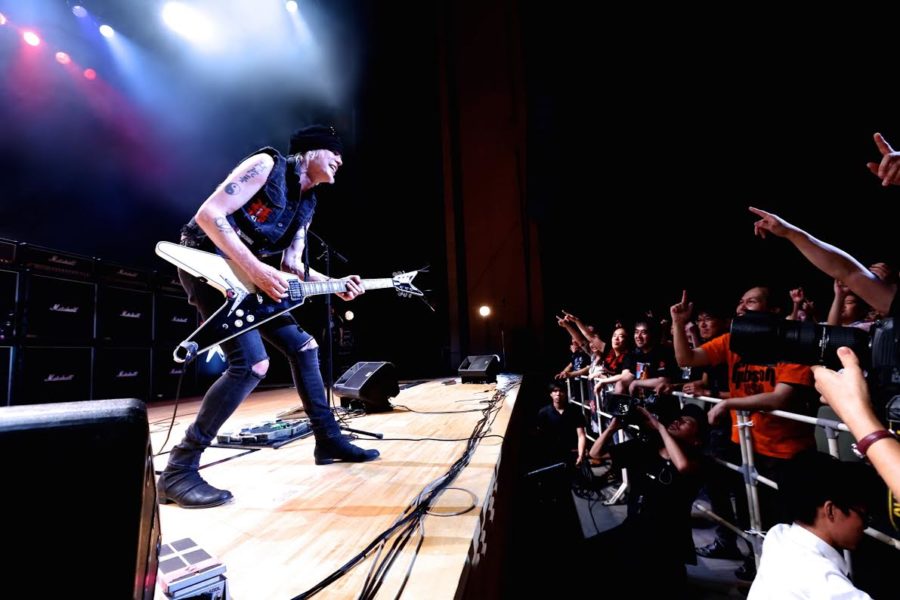 Michael Schenker Keeps Guitar Legacy Alive & Well (INTERVIEW)