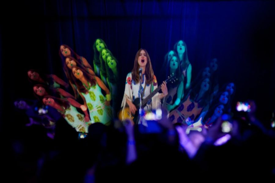 Feist Releasing New Album ‘Pleasure’ 4/28