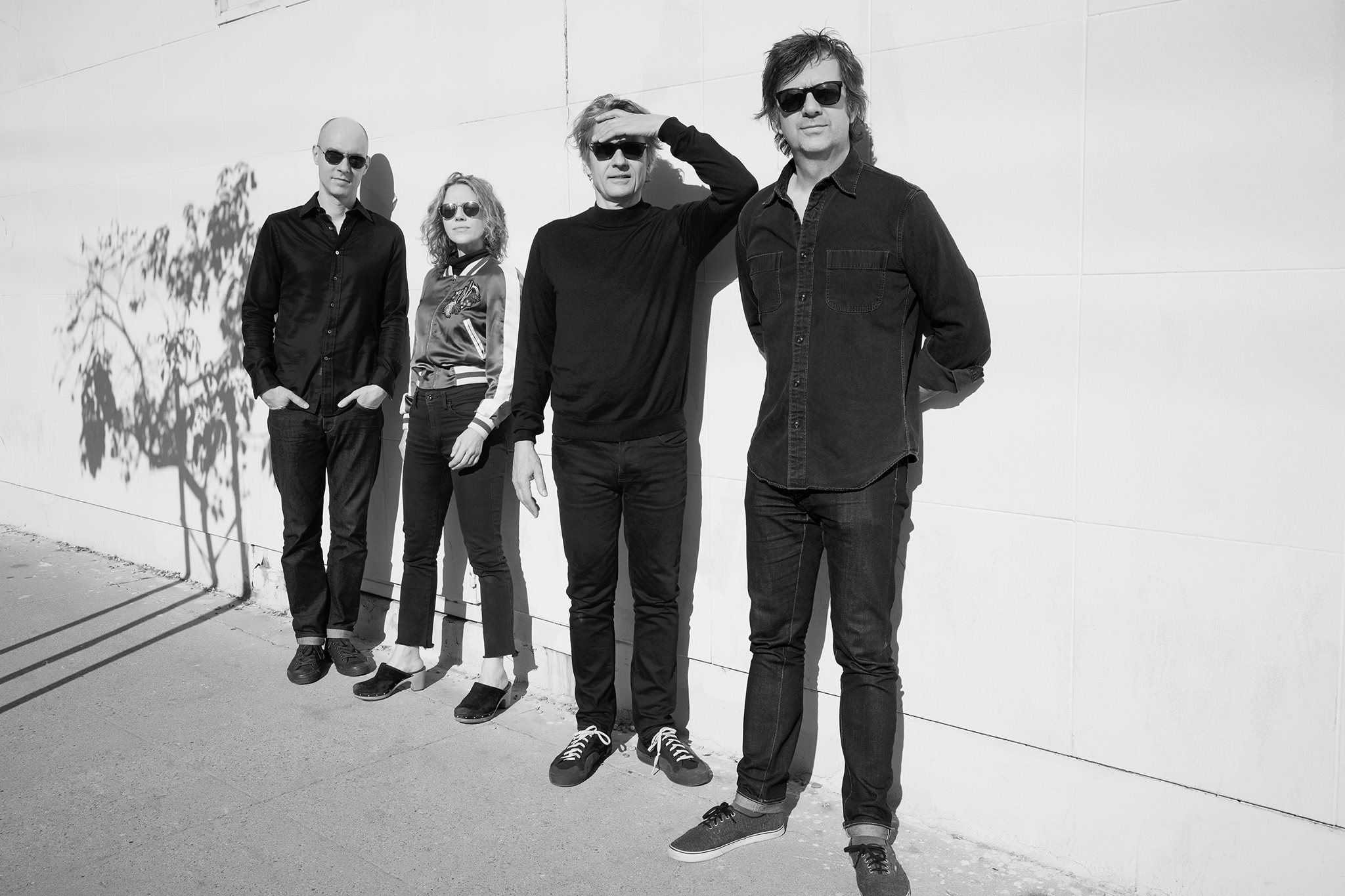 Luna Take On Fleetwood Mac, The Cure, Others On New LP ‘A Sentimental Education’