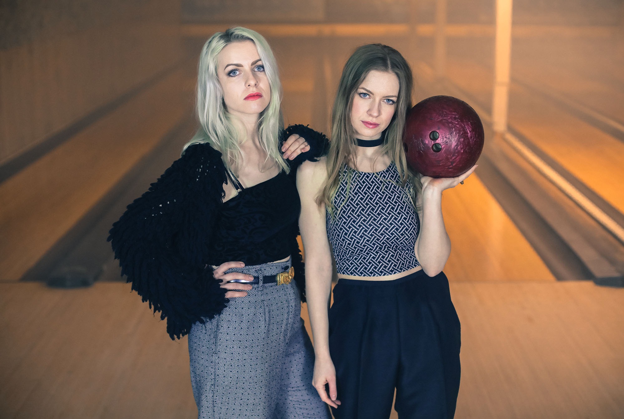 SONG PREMIERE: Queen Hilma Sing Charming Folk Harmonies On “Where Did You Go?”