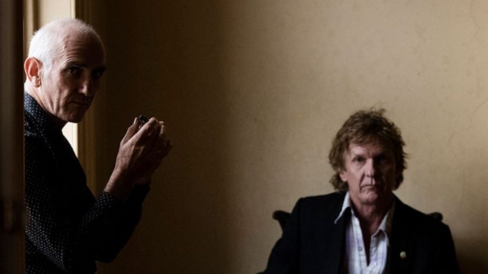 VIDEO PREMIERE: Paul Kelly Offers Poignant Tribute to Townes Van Zandt with “To Live Is To Fly”