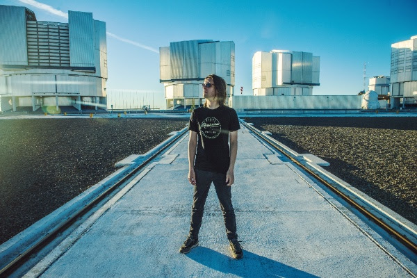 Steven Wilson to Release “To the Bone” in August, Drops New Song “Pariah”