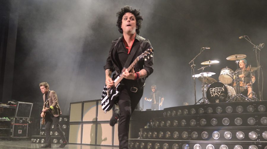 Green Day Remains One Of Rock’s Most Powerful Live Acts (SHOW REVIEW/PHOTOS)