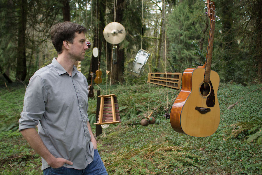 VIDEO PREMIERE: Michael Charles Smith Offers Poignant Sincerity and Beautiful Arrangements With “Mistaken”