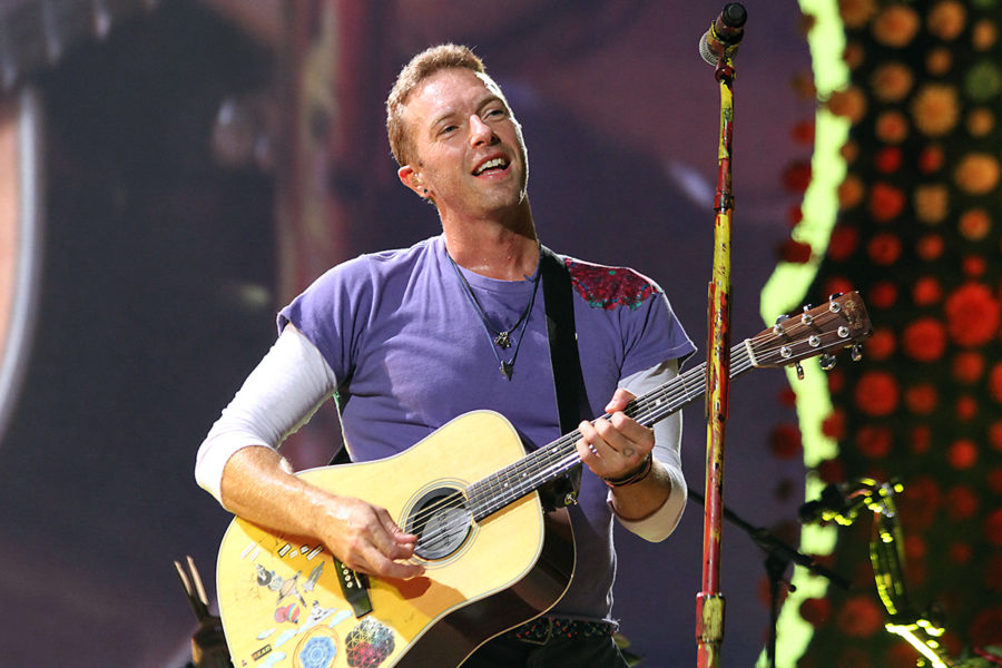 Coldplay Splashes Colors & Theatrics at Minneapolis’ U.S. Bank Stadium (PHOTOS)