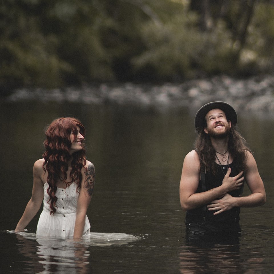 VIDEO PREMIERE: Fox and Bones Deliver Crisp Power Folk On “Love Me Like a River”