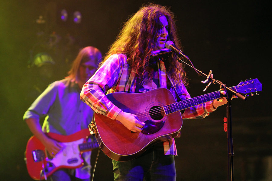 Manic Monday: Kurt Vile Gets Ragged On “Goldtone” Live on KEXP 2015