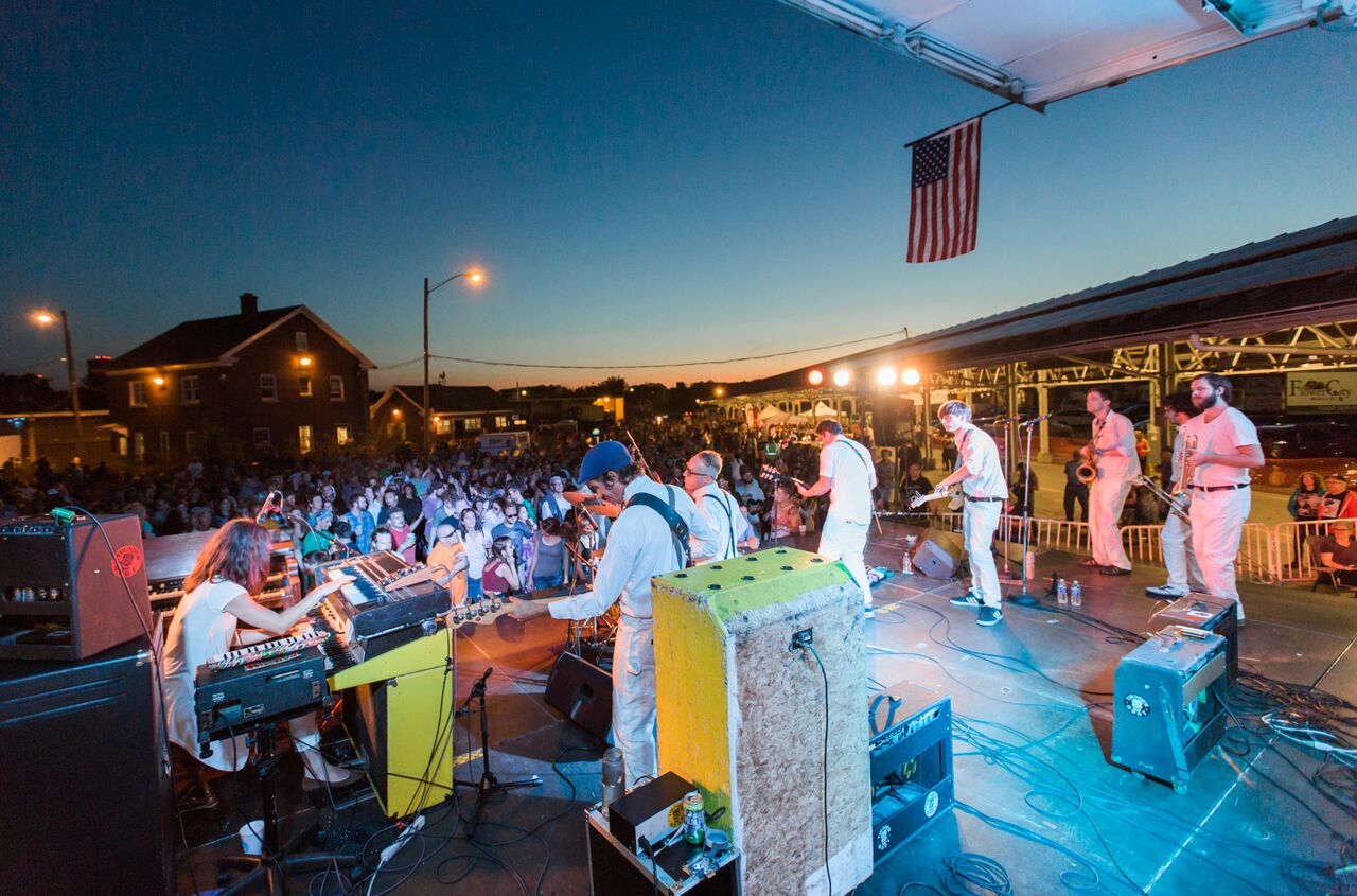 SONG PREMIERE: Thunder Body Share Soulful Reggae Tune “Worried Woman”