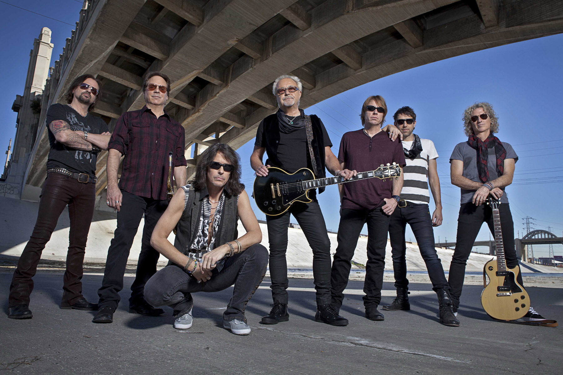 Jeff Pilson of Foreigner Completes 2017 40th Anniversary Tour (INTERVIEW