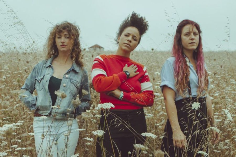 Rainbow Girls’ ‘American Dream’ Brings Stripped Back Harmonies & Nimble Finger Picking (ALBUM REVIEW)