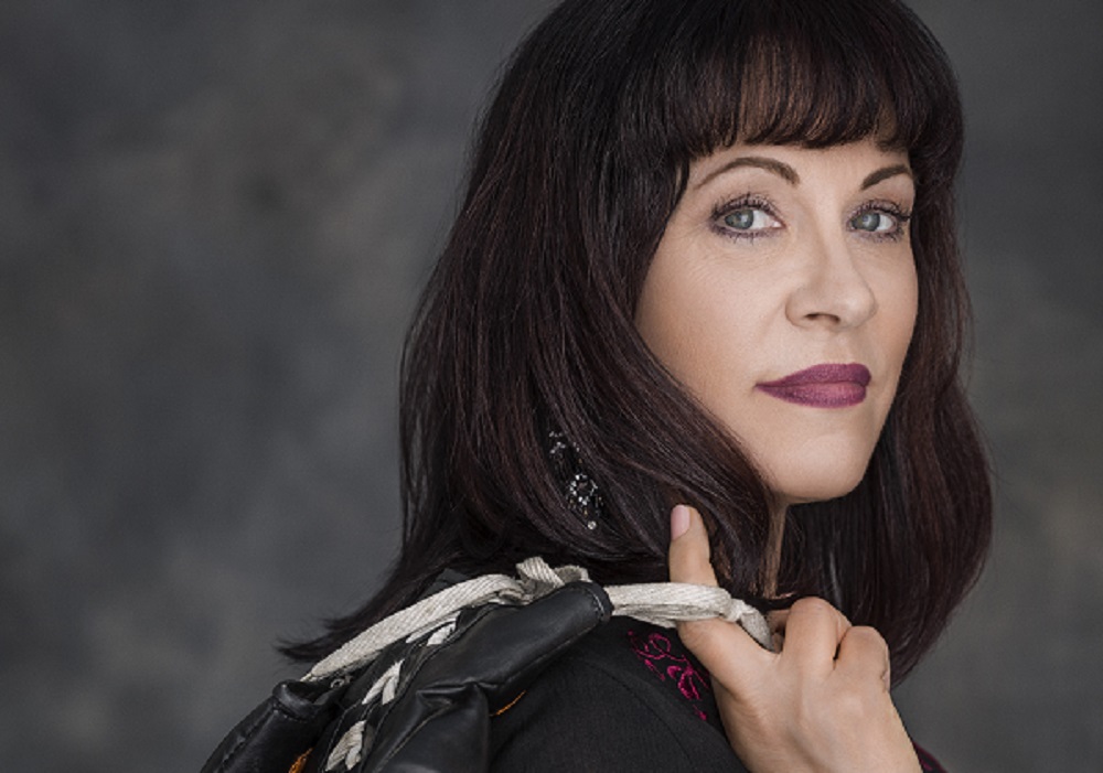 Janiva Magness Taps into Vintage Memphis Soul On Adventurous ‘Love Is an Army’ (Album Review)
