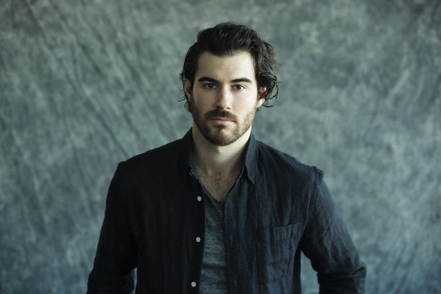 SONG PREMIERE: Aussie Joel Taylor Proves Soon To Be Hitmaker Via Big/Soulful “Give Myself Away”