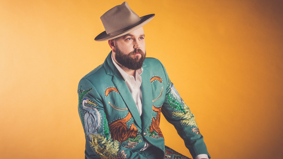 Joshua Hedley Becomes Class Act With Clear Vision On ‘Mr. Jukebox’ (ALBUM REVIEW)