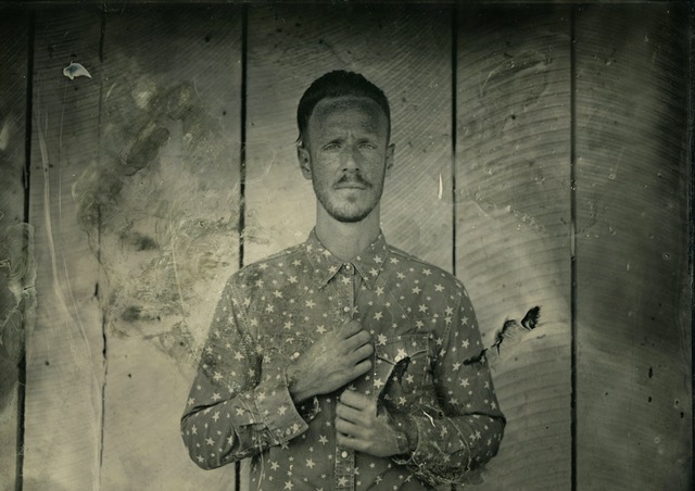 SONG PREMIERE: Daniel Daniel Shares “Money, Money, Money” from Debut Full Length ‘The Lonesome Hollow’