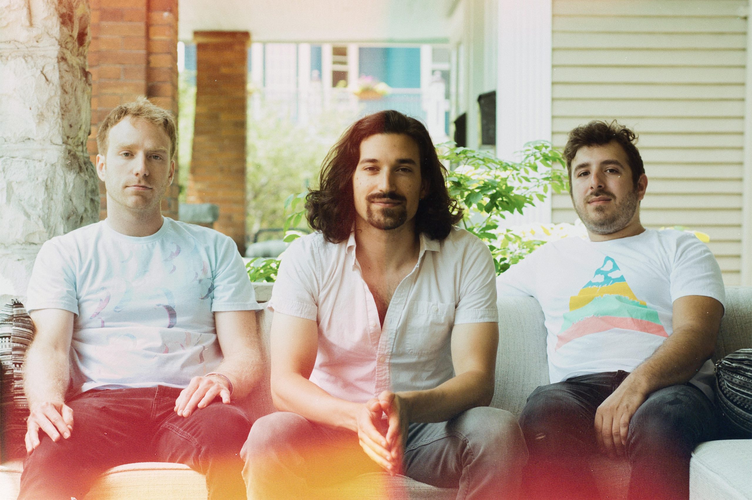 FULL ALBUM PREMIERE: Buffalo’s The Tins’ Eponymous New LP (Produced by Robby Takac) Creates Indie Pop Rock Must Hear