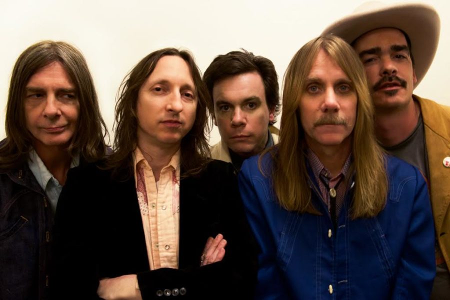 SONG PREMIERE: GospelbeacH Grasp Sunny Power Pop Sound With “Change of Heart”