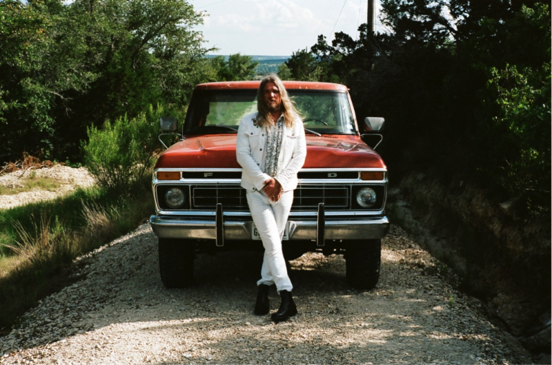 Israel Nash Announces Tour Dates In Support of New LP ‘Lifted’