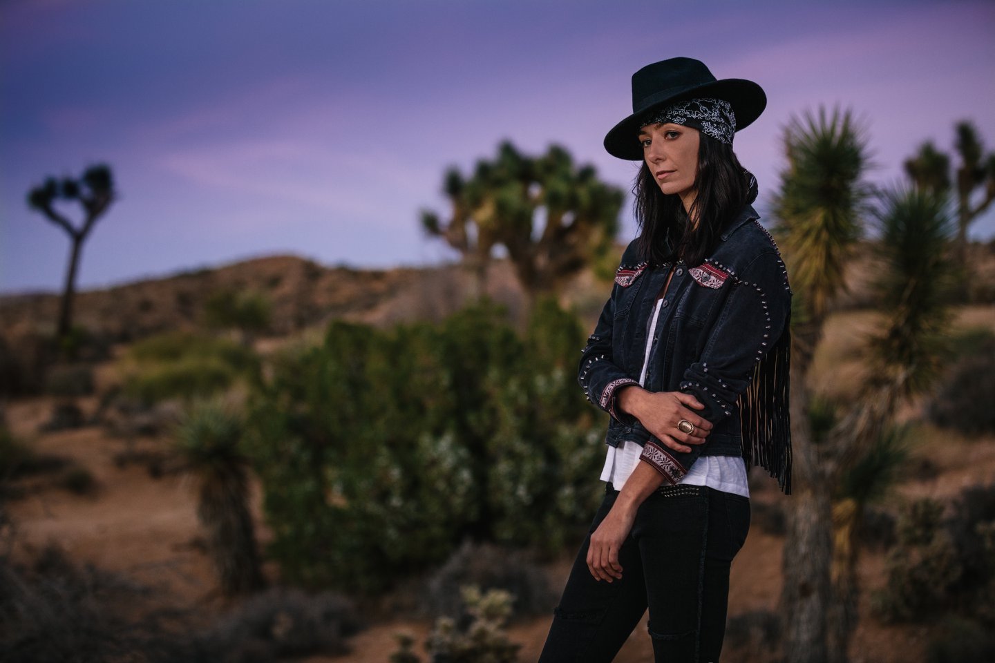 Kara Grainger Takes Songs To Unexpected Places On ‘Living With Your Ghost’ (ALBUM REVIEW)