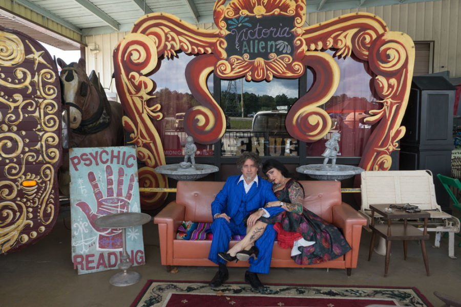 The Sleazeball Orchestra Win With Their Unique Stamp Of Sleazy Stripper Jazz On ‘I Ain’t In Love No More ‘ (ALBUM REVIEW