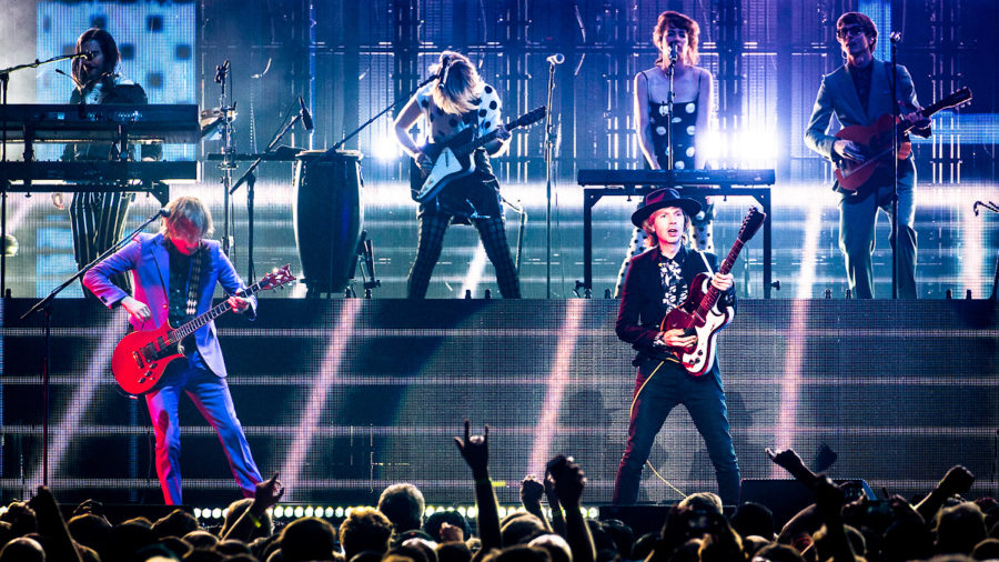 Beck and Jenny Lewis Take Madison Square Garden By Storm (PHOTOS)