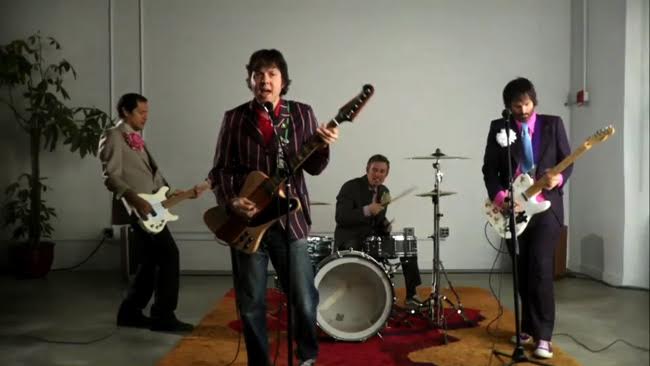 SONG PREMIERE: Valley Lodge Fires Off A Soaring Rock Anthem For Troubled Times With “Keeping This World Alive”