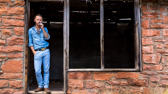 decker. Takes Listeners On Vast Desert Voyage With Enriching ‘Born To Wake Up’ (ALBUM REVIEW)