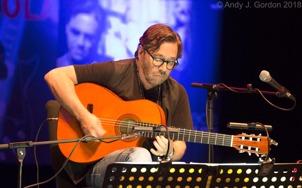 Al Di Meola & Jordan Rudess Bring Skillful Virtuoso Performance to Los Angeles’ Saban Theatre (SHOW REVIEW)