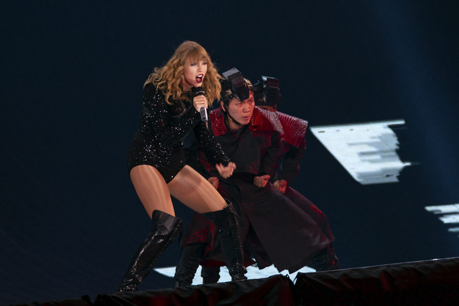 Taylor Swift Brings The Big Tour to The Home of the Vikings (U.S. Bank Stadium) (PHOTOS)