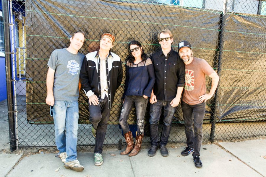 SONG PREMIERE: Donna the Buffalo Gives Us Dance-Ready Groove With “Heaven & The Earth”