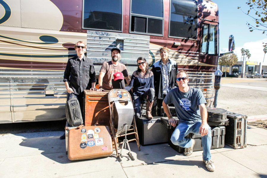 Donna the Buffalo Returns With Rhythmic ‘Dance In The Street’ (ALBUM REVIEW)