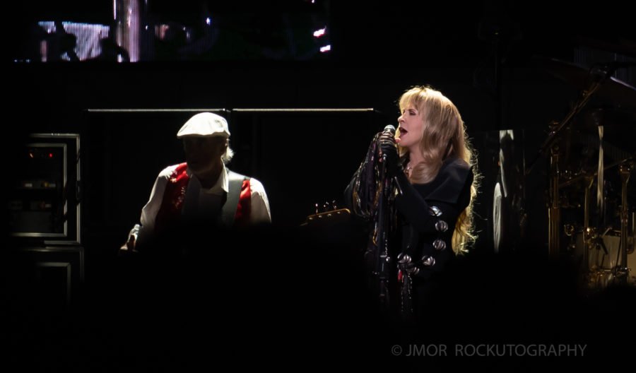 Fleetwood Mac Keep The Hits Flowing, Pay Tom Petty Tribute in Portland (PHOTOS)
