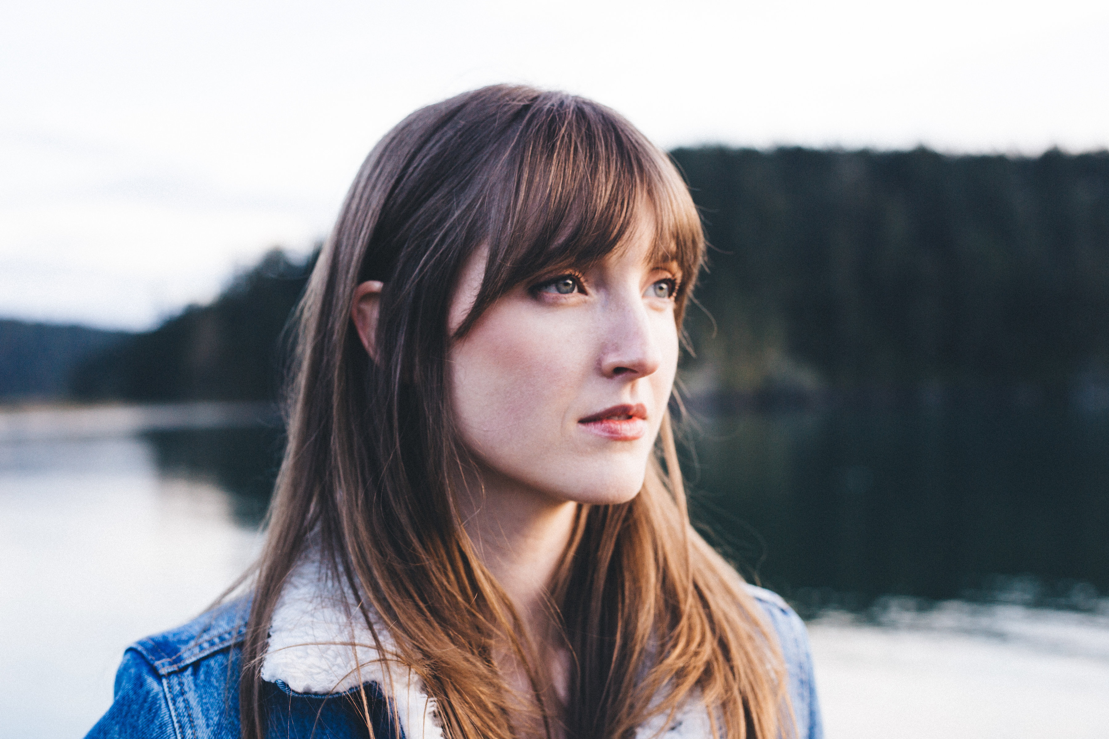 SONG PREMIERE/INTERVIEW: Lizzie Weber and Markéta Irglová Talk Collaboration, Share “River” and “Free Floating”