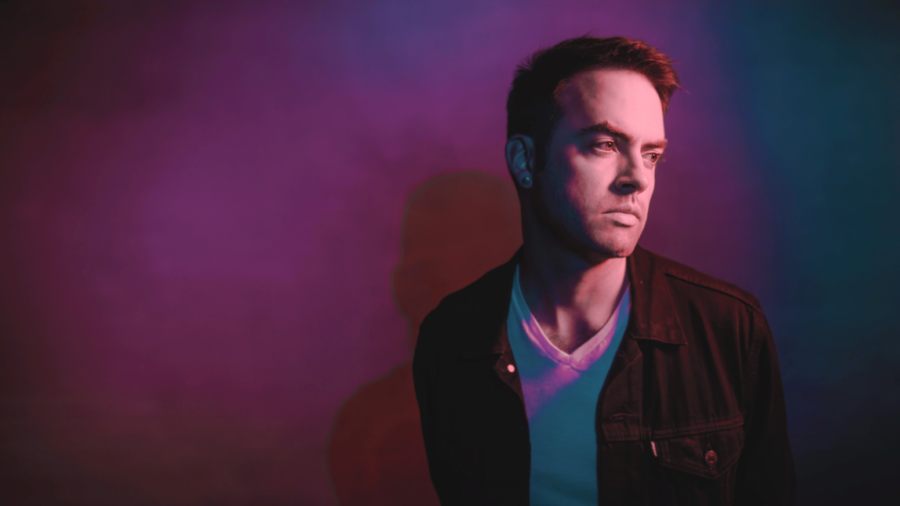 SONG PREMIERE: Travis Hayes Drops Defining Emotional Anthem ‘Harrowed Hearts”