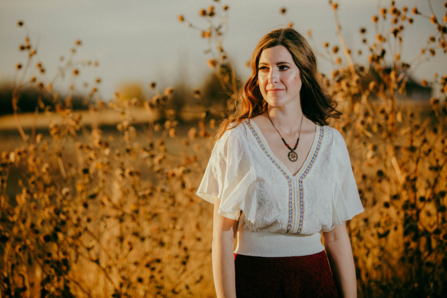 SONG PREMIERE: Kelly Augustine Choogles With Appalachia Twang on “Thunder on the Mountain”