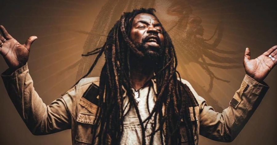 Rocky Dawuni Channels Positive Vibes Through Soulful Reggae Sound with ‘Beats of Zion’ (ALBUM REVIEW)