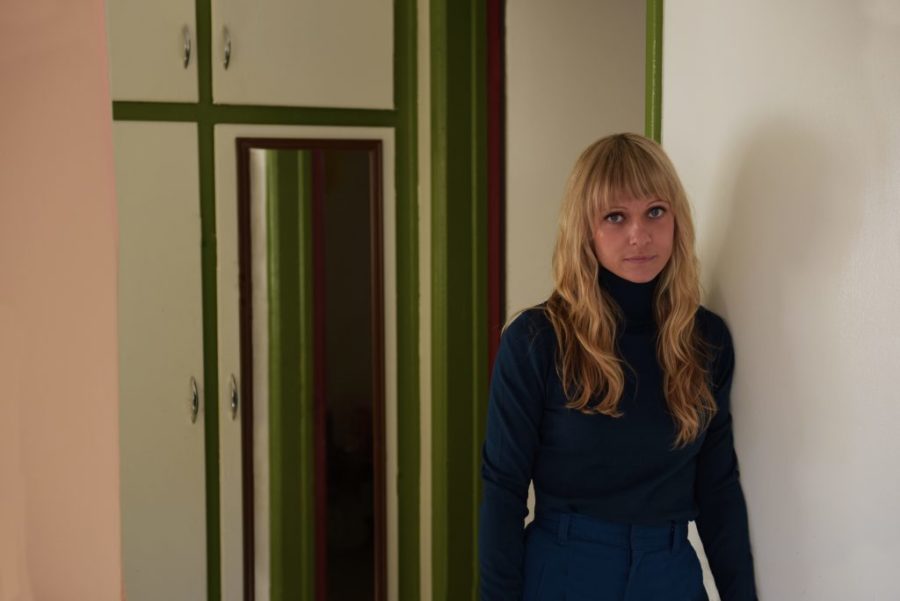 VIDEO PREMIERE: Kat Myers Re-Emerges With Soulful and Poignant Cover of Til Tuesday’s “Voices Carry”