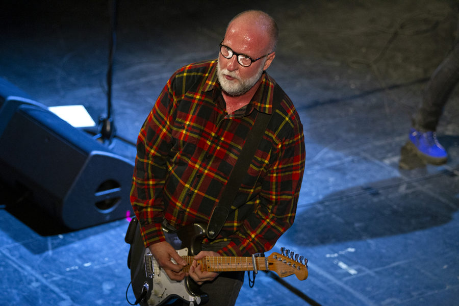 Happy 60th Birthday Bob Mould (Watch Hüsker Dü Live ’81)