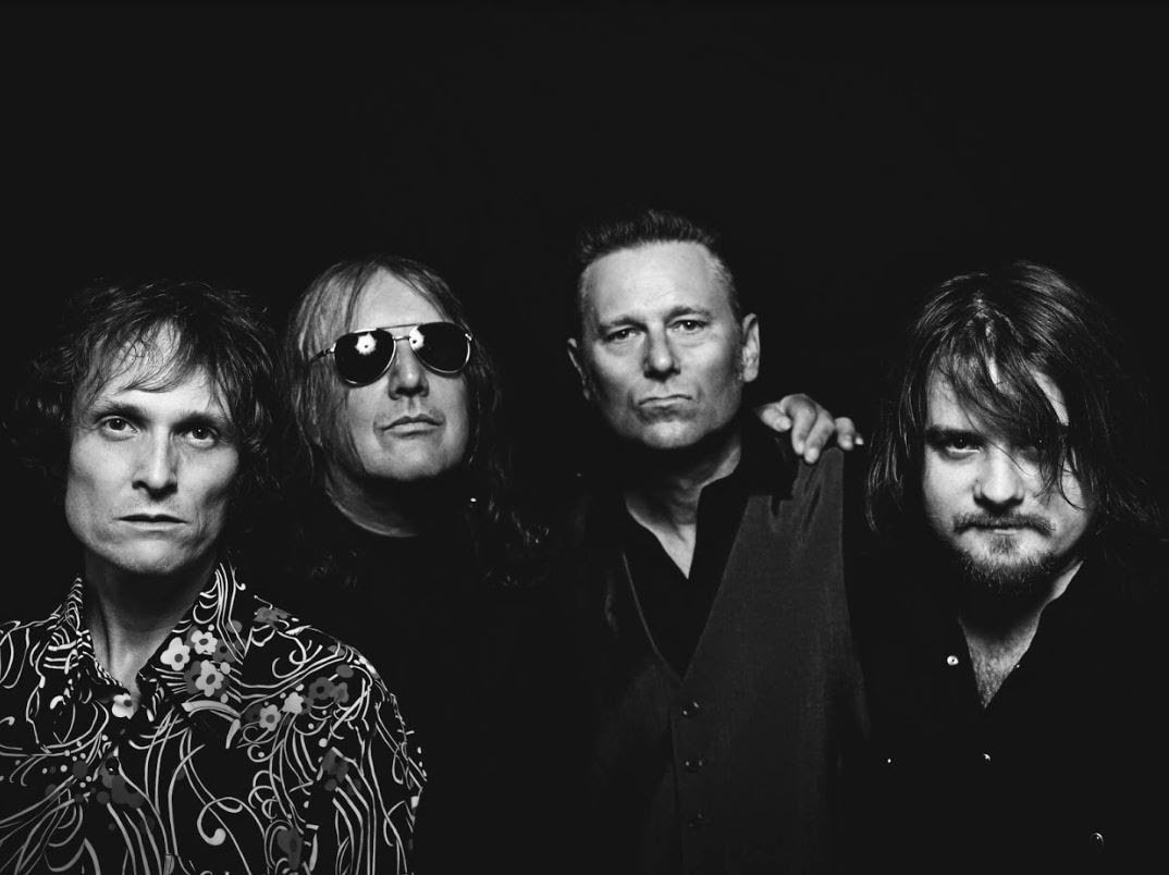 Drivin N Cryin Announce New Aaron Lee Tasjan-produced LP ‘Live the Love Beautiful’