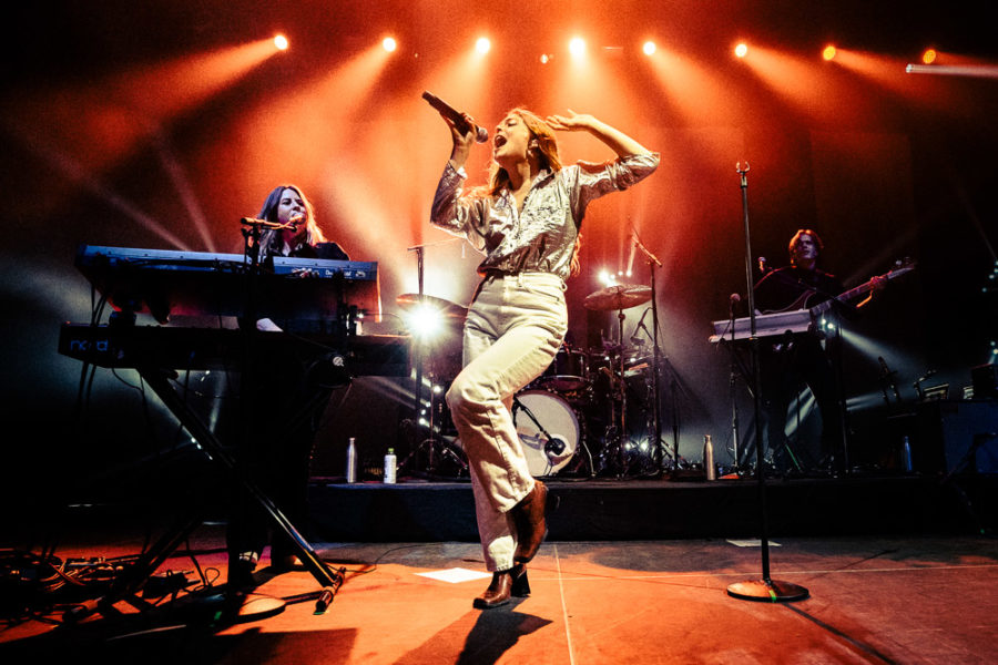 Maggie Rogers Brings “Heard It In A Past Life” Tour To Adoring NYC Audience (SHOW RECAP/PHOTOS)