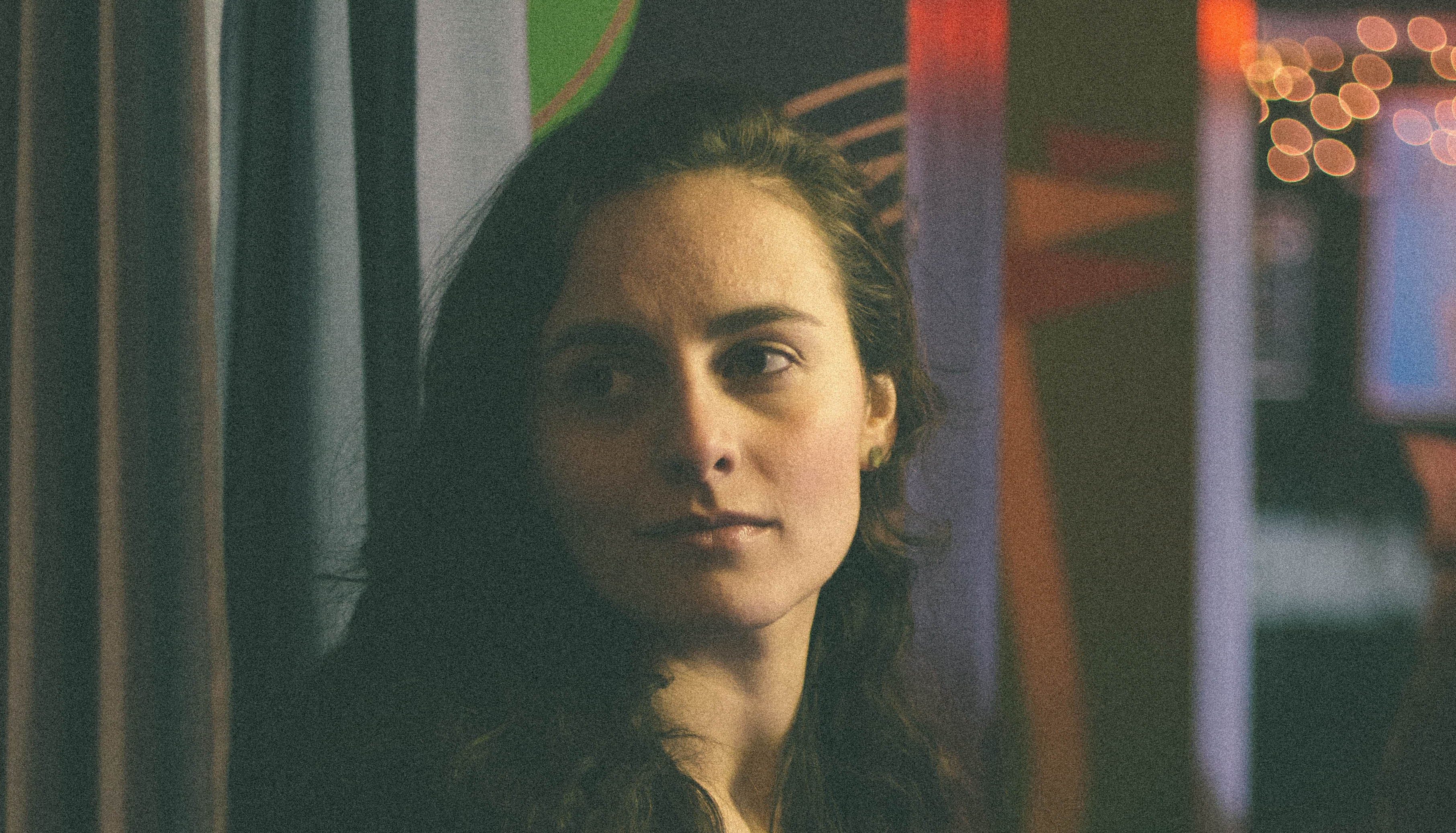 SONG PREMIERE/INTERVIEW: Lucy Isabel Turns Inner Monologue Into Soulful Folk With “False Prophet”