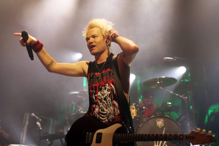 Sum 41 Take Fans on a Journey Through Their Discography at Intimate Gramercy Theatre Gig (SHOW REVIEW/PHOTOS)