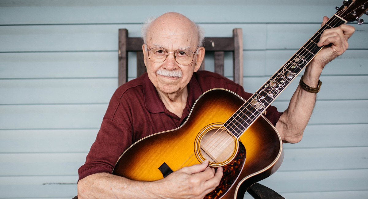 Willard Gayheart Keeps The Musical Mountain Spirit of Appalachia Alive (INTERVIEW)