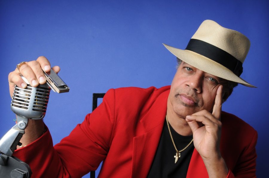 Blues Harmonica Giant Billy Branch & Sons of the Blues Reimagine Little Walter in a Contemporary Light on ‘Roots and Branches – The Songs of Little Walter’ (ALBUM REVIEW))