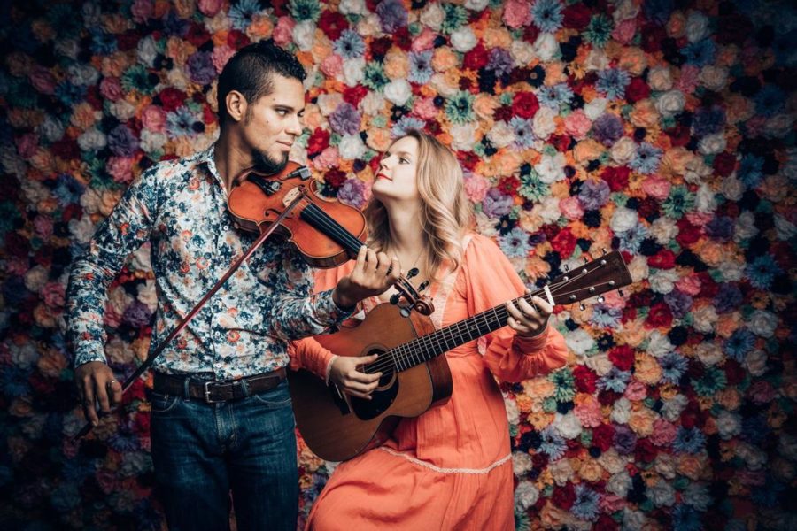 Violet Bell Debut with Fuse Of Folk/Soul/Bluegrass On “Honey in My Heart” (ALBUM REVIEW)