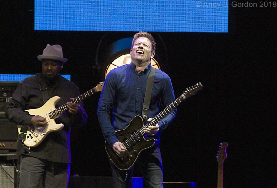 Deep Friday Blues: Jonny Lang Shreds On “Lie To Me”