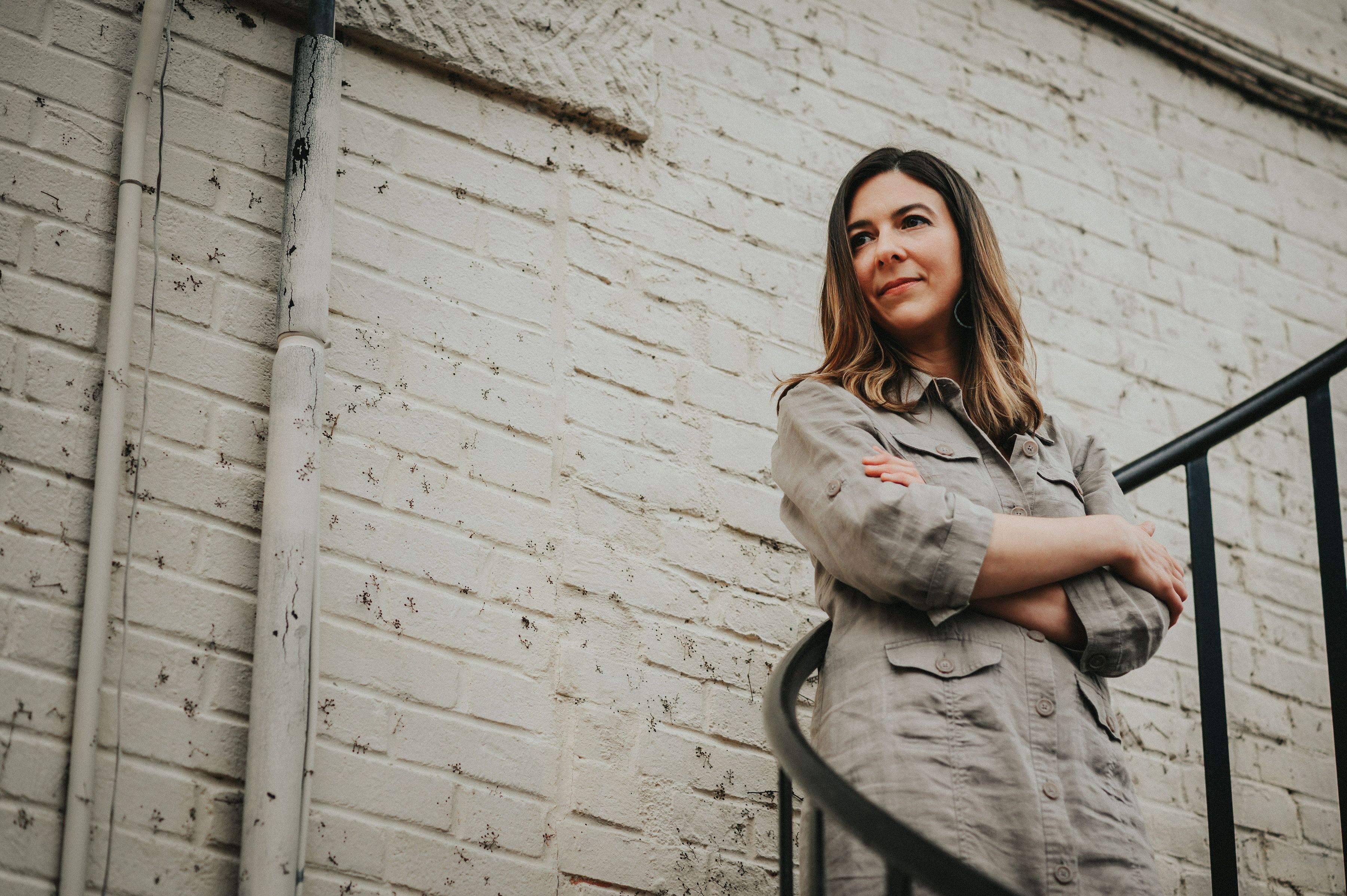 Lisa Bastoni Pens of Ambitious Aspirations Via ‘How We Want to Live’ (ALBUM REVIEW)