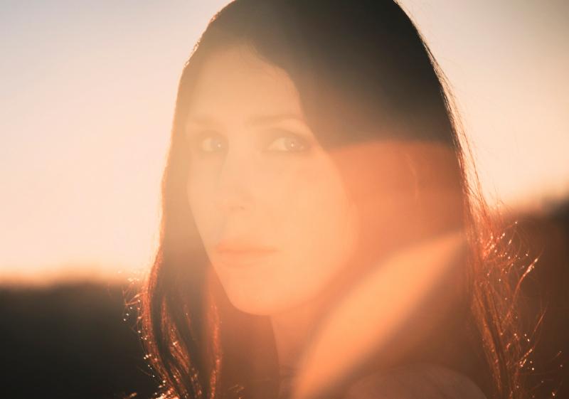 Chelsea Wolfe Keeps Intensity High With Intimate Acoustic Approach on ‘Birth of Violence’ (ALBUM REVIEW)