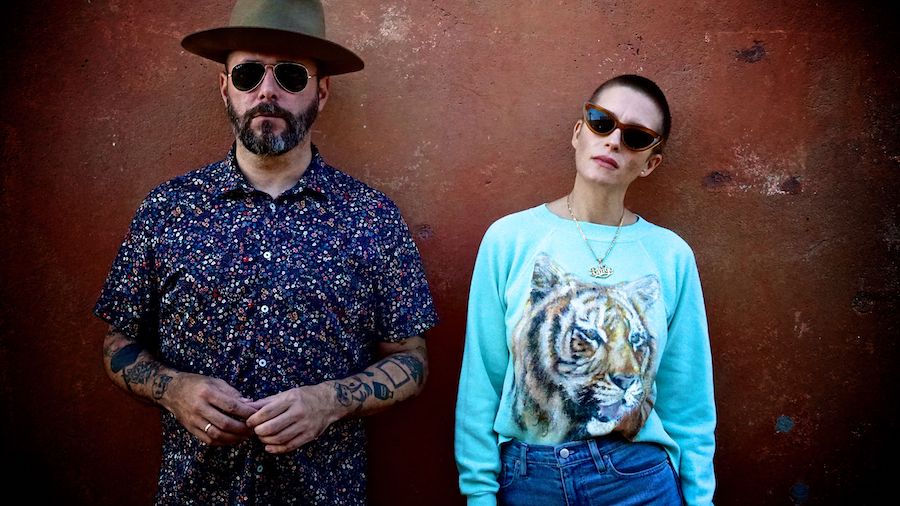 SONG PREMIERE: Greg Laswell and Molly Jenson Offer Fresh Perspective on Röyksopp’s “Something In My Heart”